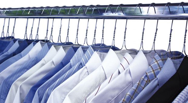 Viele Unternehmer geben ihre Berufskleidung in die Wäscherei