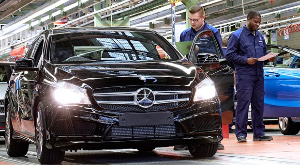 Daimler Wechselt Von Werkvertragen Auf Leiharbeit Impulse