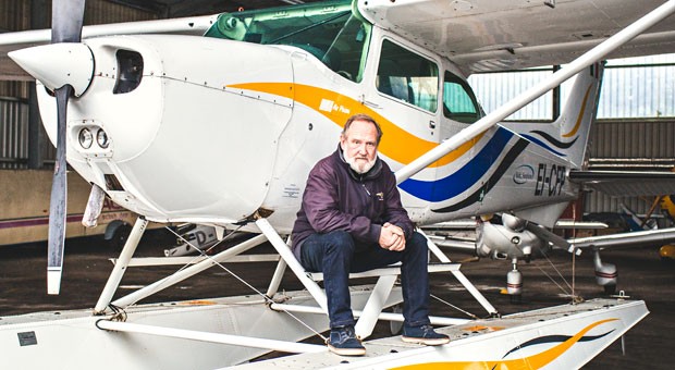 Heiko Harms (59) gründete eine Pilotenschule für Wasserflugzeuge.