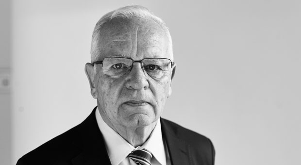 Helmut F. Schreiner ist Gesellschafter der Schreiner Group, einem internationalen Spezialisten für Funktionsetiketten aus Oberschleißheim. Sein größter Fehler: Zu lange nicht zu investieren.