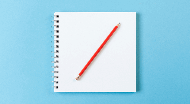 Keine Scheu vor dem leeren Blatt Papier: Wer ein Chefhandbuch für Mitarbeiter schreibt, kann viel Zeit und Nerven sparen.