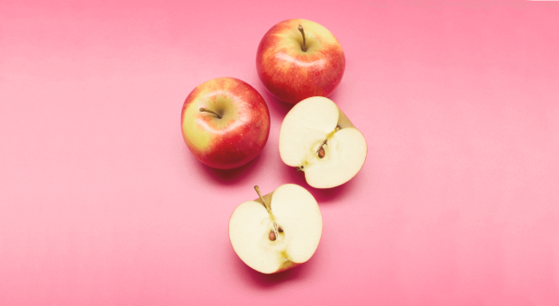 Äpfel sind ein gesunder Snack für die Ernährung und Produktivität